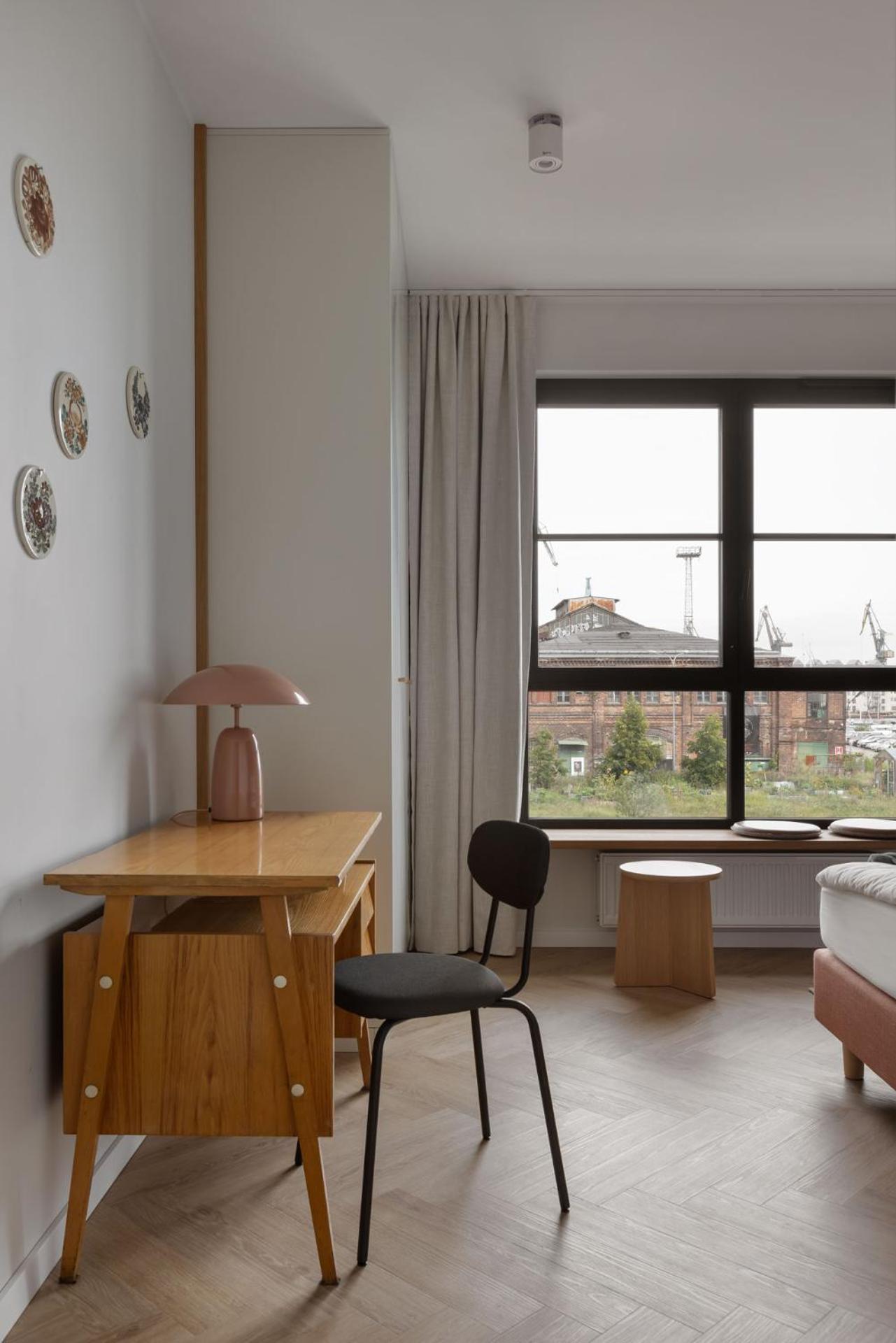 Solidarnosc Three Bedrooms & Garden Apartment 그단스크 외부 사진