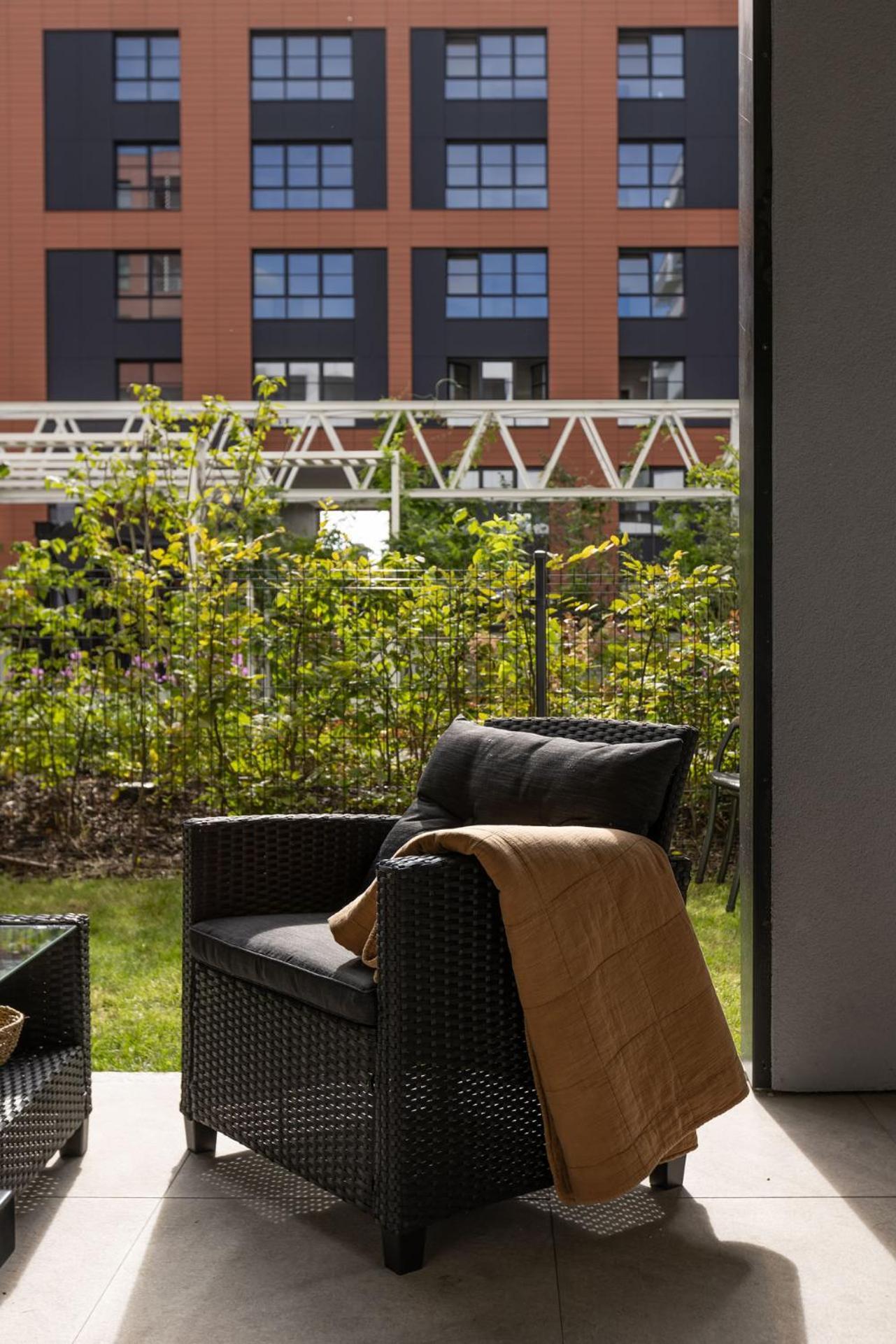Solidarnosc Three Bedrooms & Garden Apartment 그단스크 외부 사진